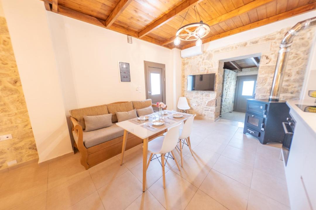 Photo of Livingroom in Faistos