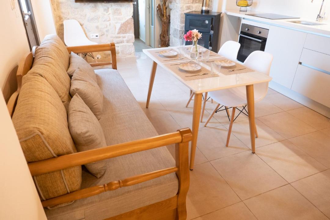Photo of Livingroom in Faistos