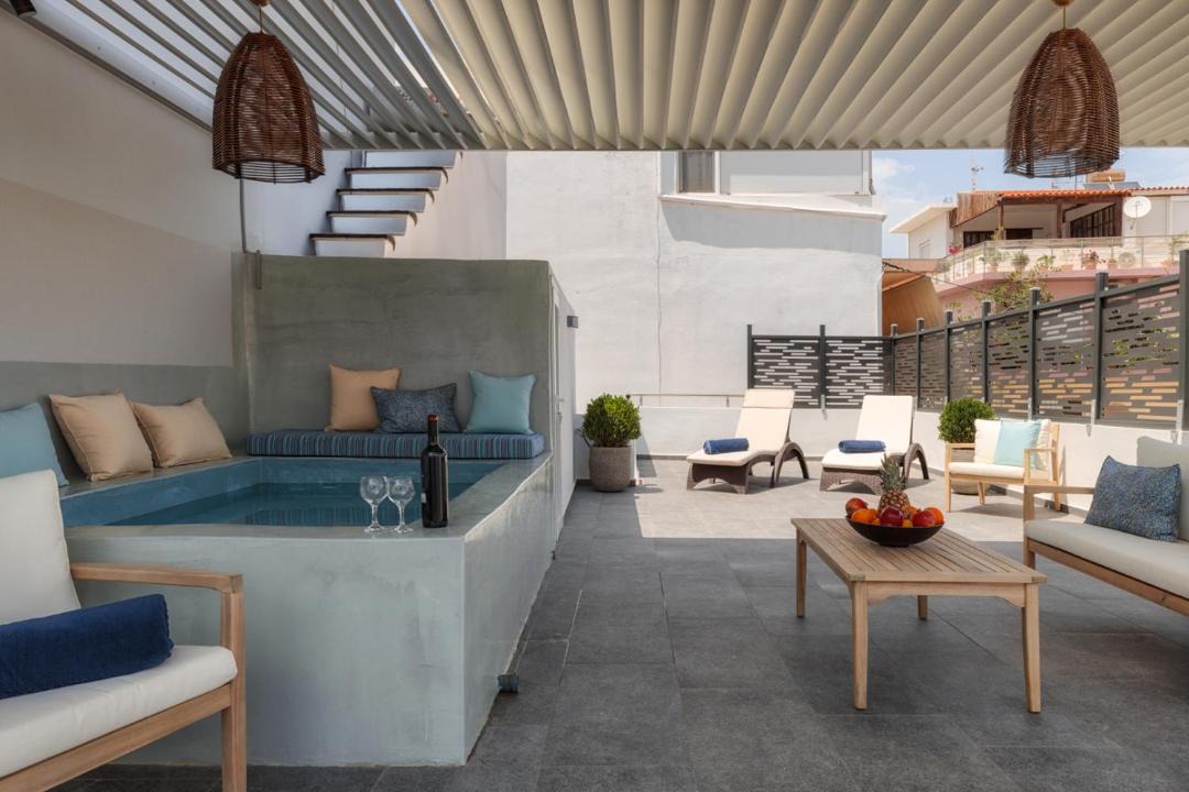 Photo of Patio Balcony in Old Quarter