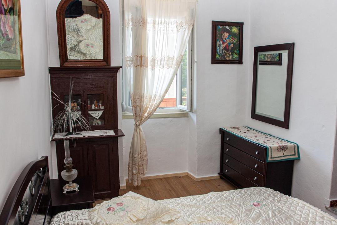 Photo of Bedroom in Glossa
