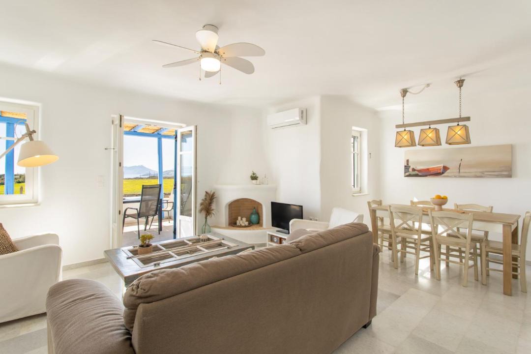 Photo of Livingroom in Ampelas
