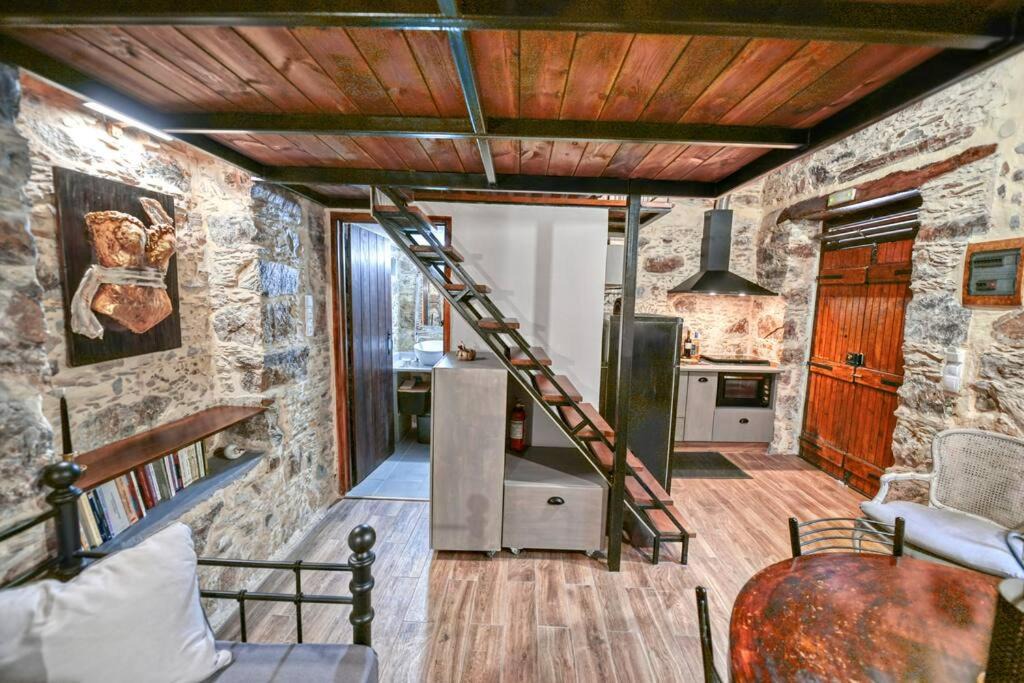 Photo of Livingroom in Livadia