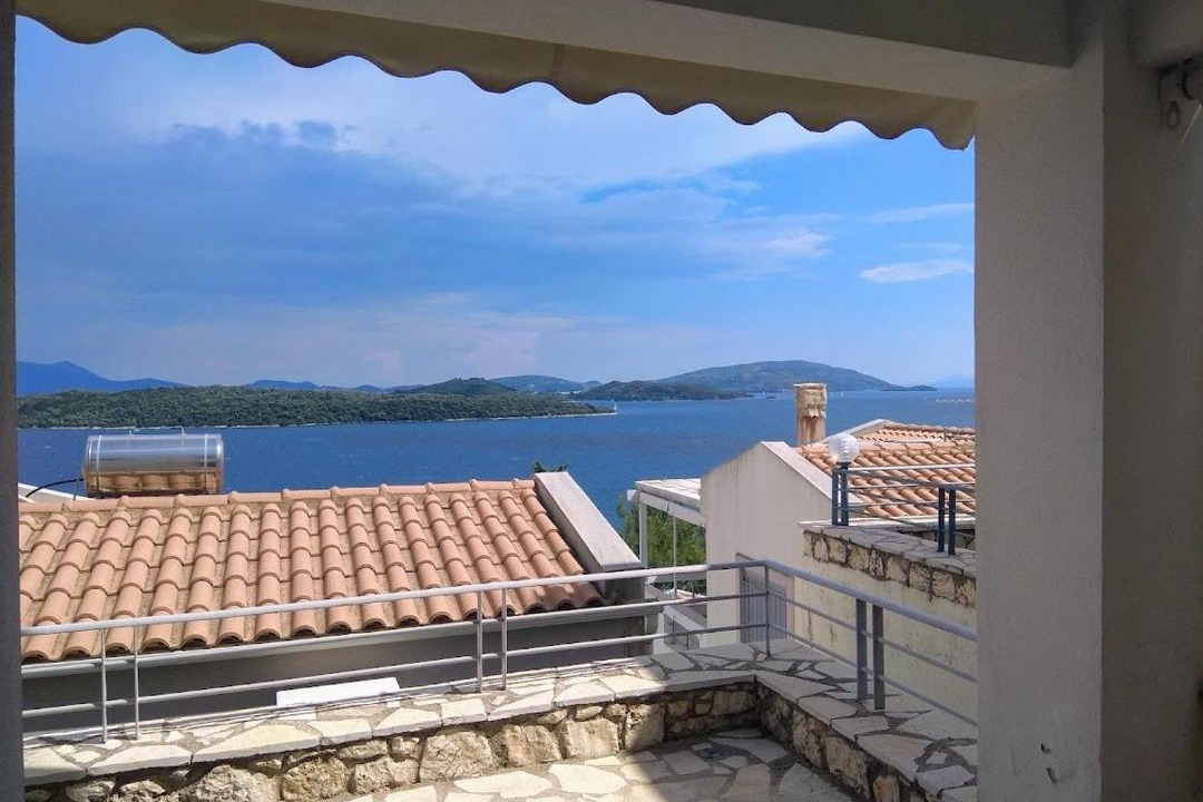 Photo of Patio Balcony in Perigiali