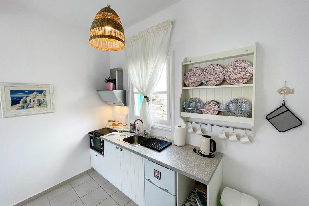 Photo of Kitchen in Faros Armenistis