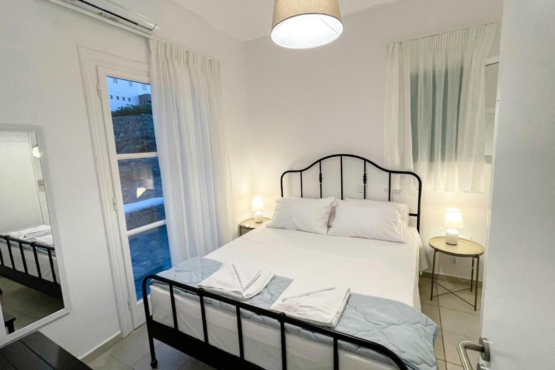 Photo of Bedroom in Faros Armenistis