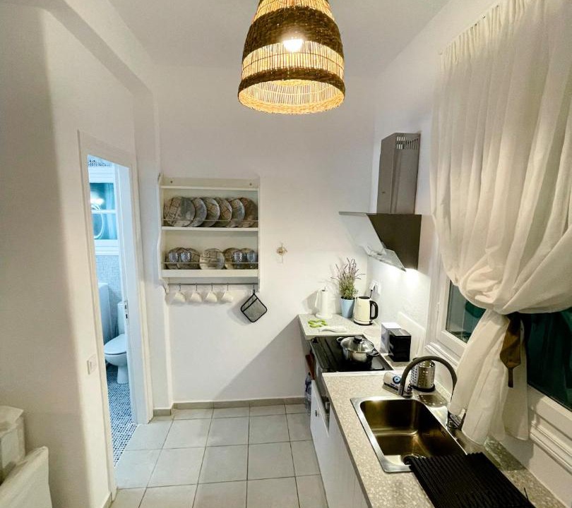 Photo of Kitchen in Faros Armenistis