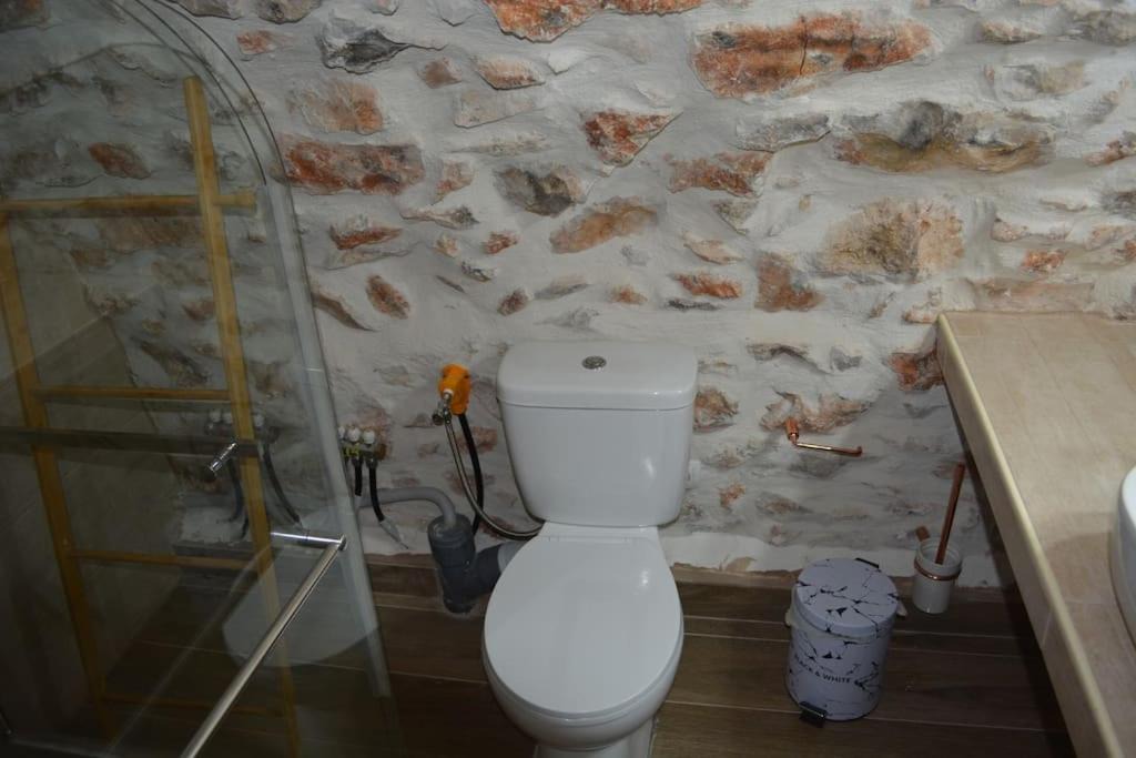 Photo of Bathroom in Agios Georgios Sykousis