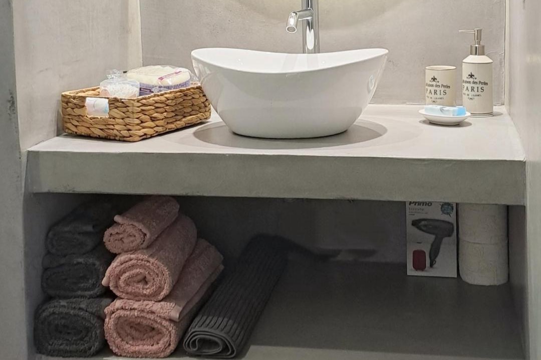 Photo of Bathroom in Aigialeia