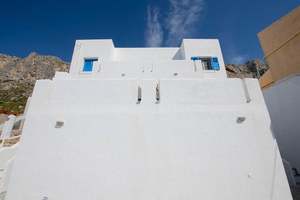 Photo of Buildings in Massouri