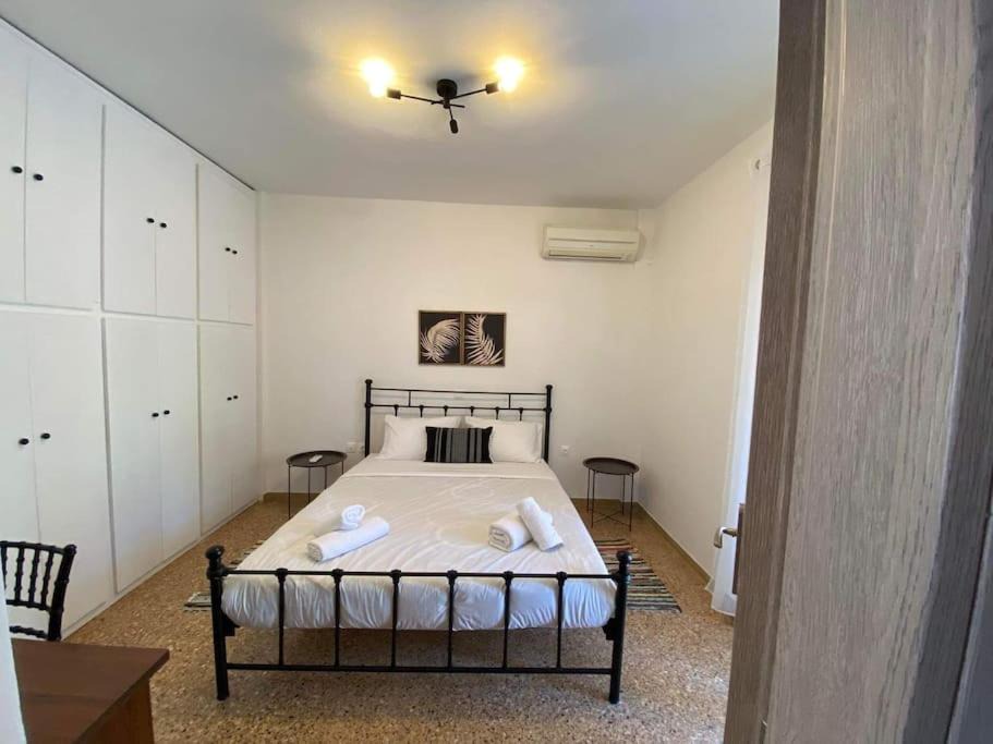Photo of Bedroom in Lavreotiki