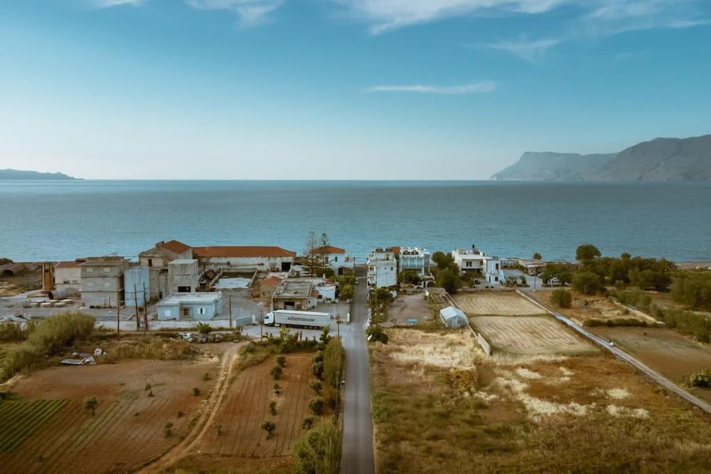 Photo of Outdoor in Korfalonas