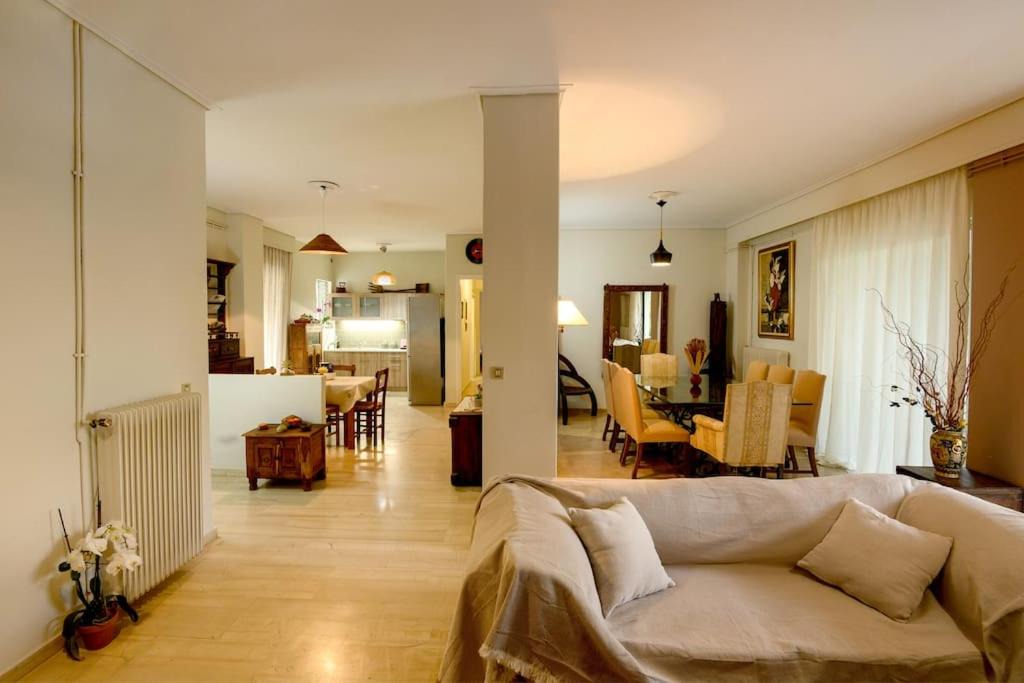 Photo of Livingroom in Voula
