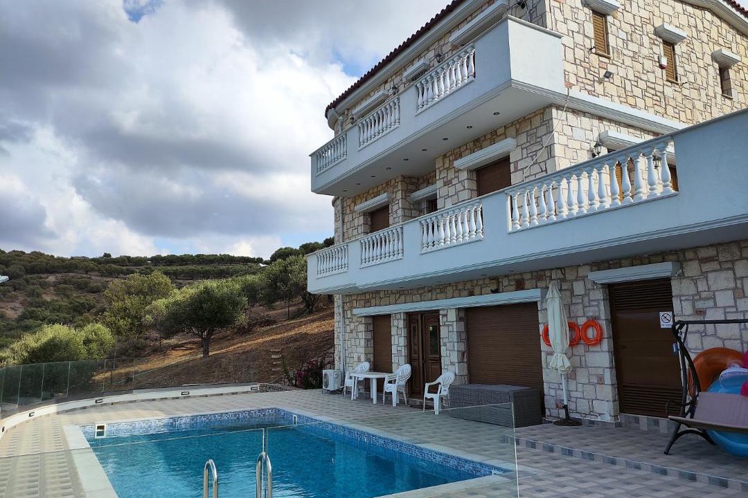 Photo of Others in Pano Chersonissos