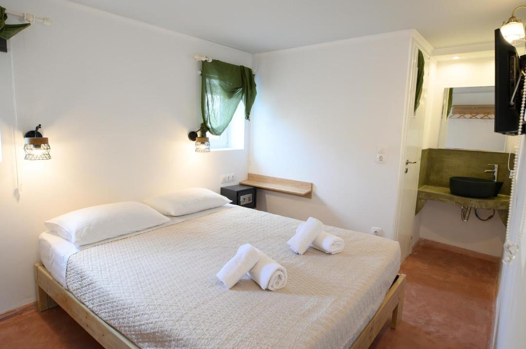Photo of Bedroom in Aegiali