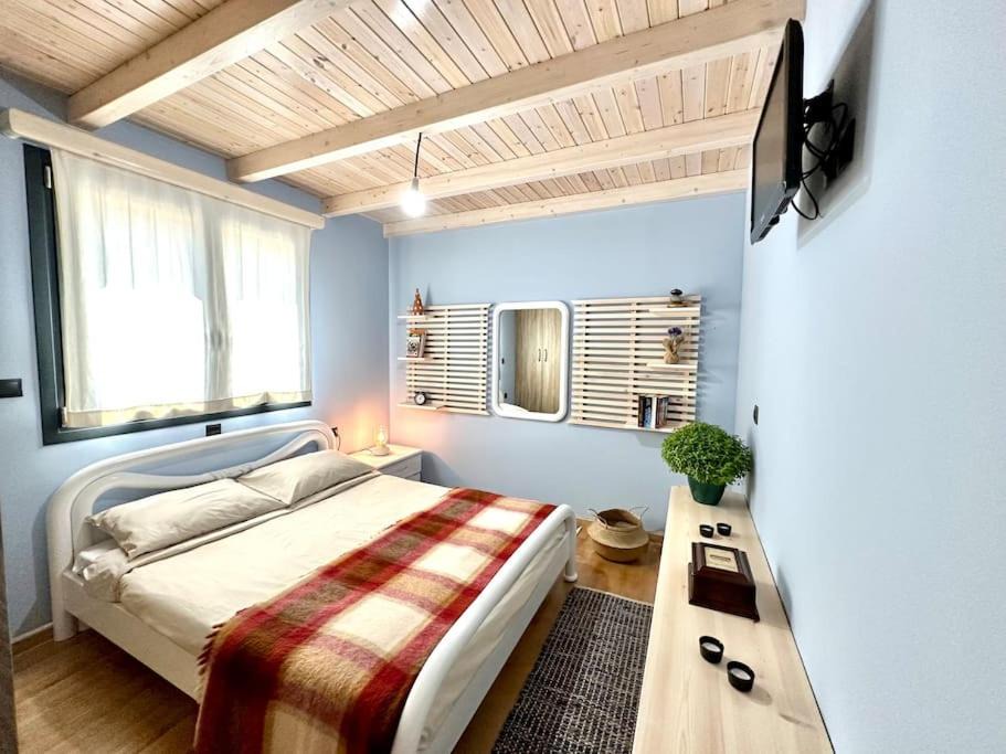 Photo of Bedroom in Mikro Chorio