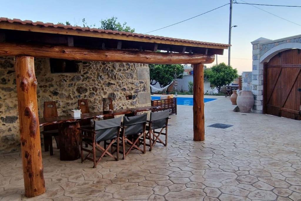 Photo of Patio Balcony in Drimiskos