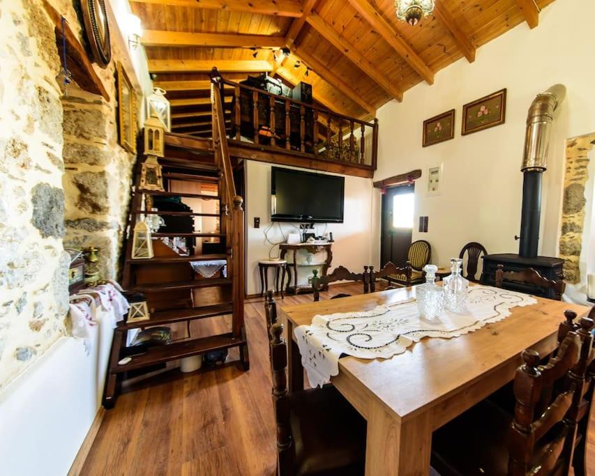 Photo of Livingroom in Drimiskos