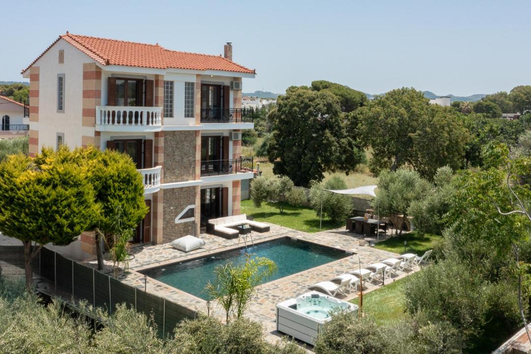 Photo of Others in Ialyssos
