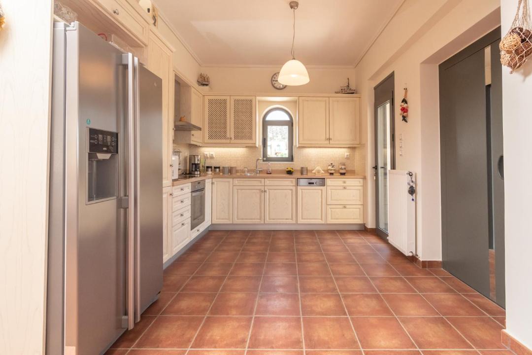 Photo of Kitchen in Gialos