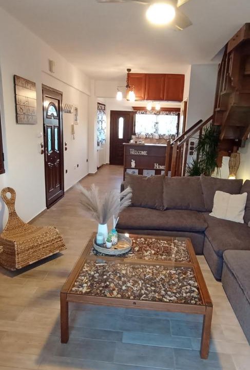 Photo of Livingroom in Aigio