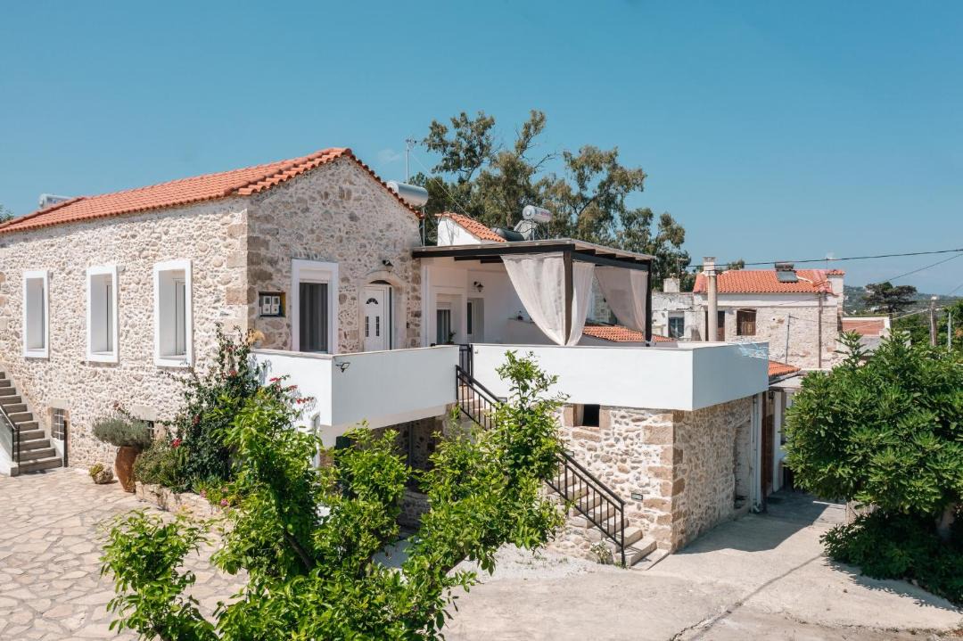 Photo of Buildings in Pigi