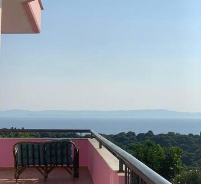Photo of Patio Balcony in Killini