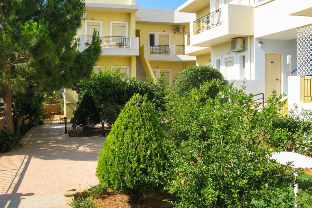 Photo of Buildings in Kato Gouves