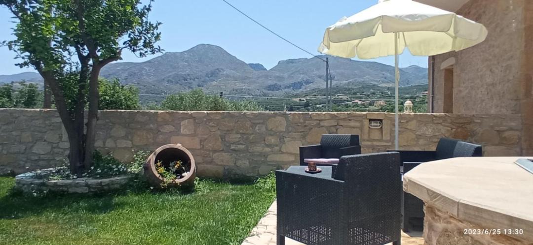 Photo of Patio Balcony in Galouvas