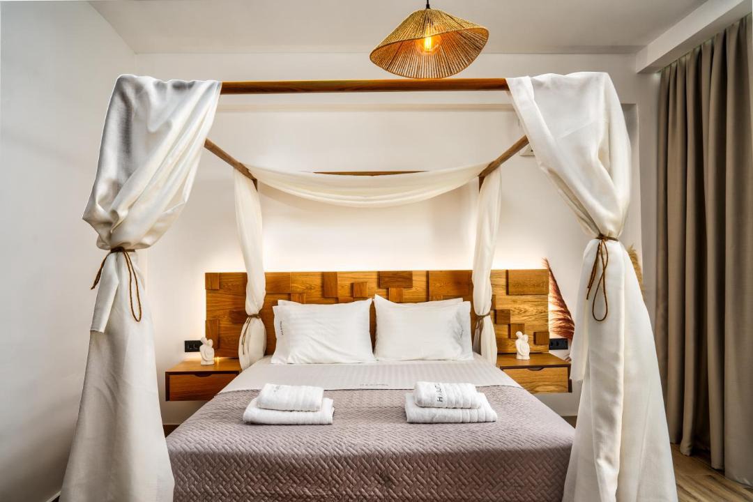 Photo of Bedroom in Amoudi
