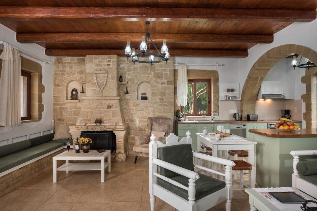 Photo of Kitchen in Embrosneros