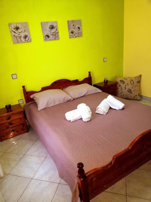 Photo of Bedroom in Mavromati