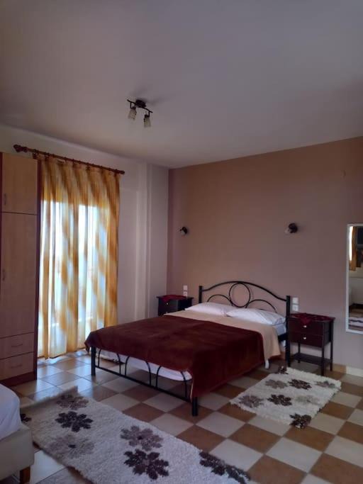 Photo of Bedroom in Taxiarkhis