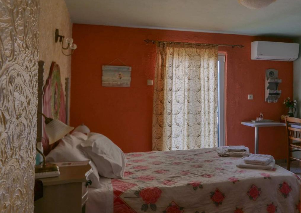 Photo of Bedroom in Karpenisi