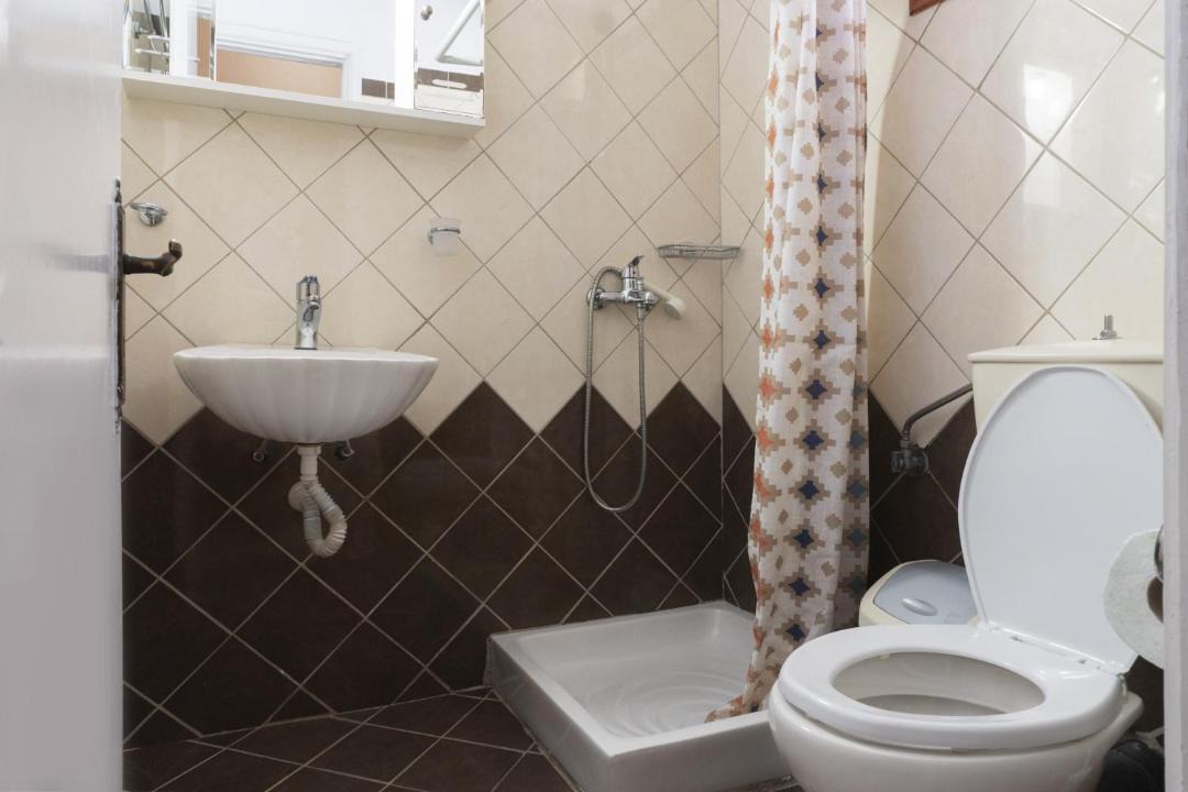 Photo of Bathroom in Agios Georgios Pagon