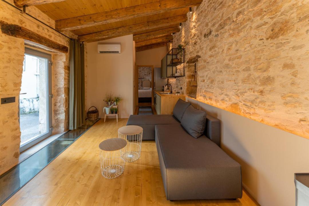 Photo of Livingroom in Mylopotamos