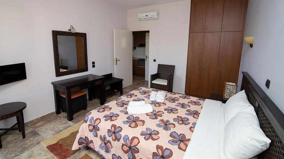 Photo of Bedroom in Thrapsimi