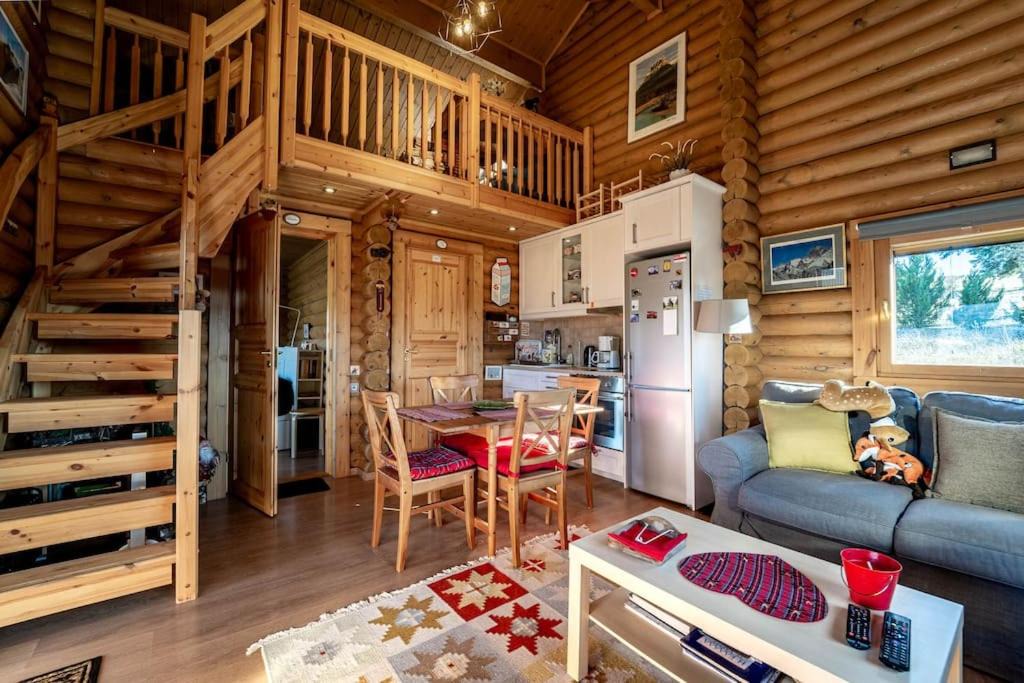 Photo of Livingroom in Karpenisi