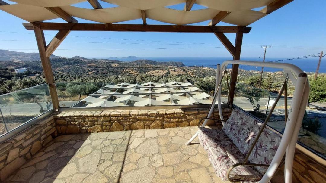 Photo of Patio Balcony in Triopetra