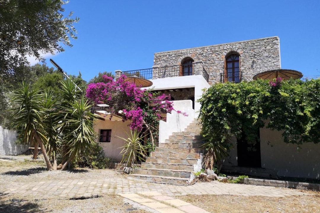Photo of Buildings in Triopetra