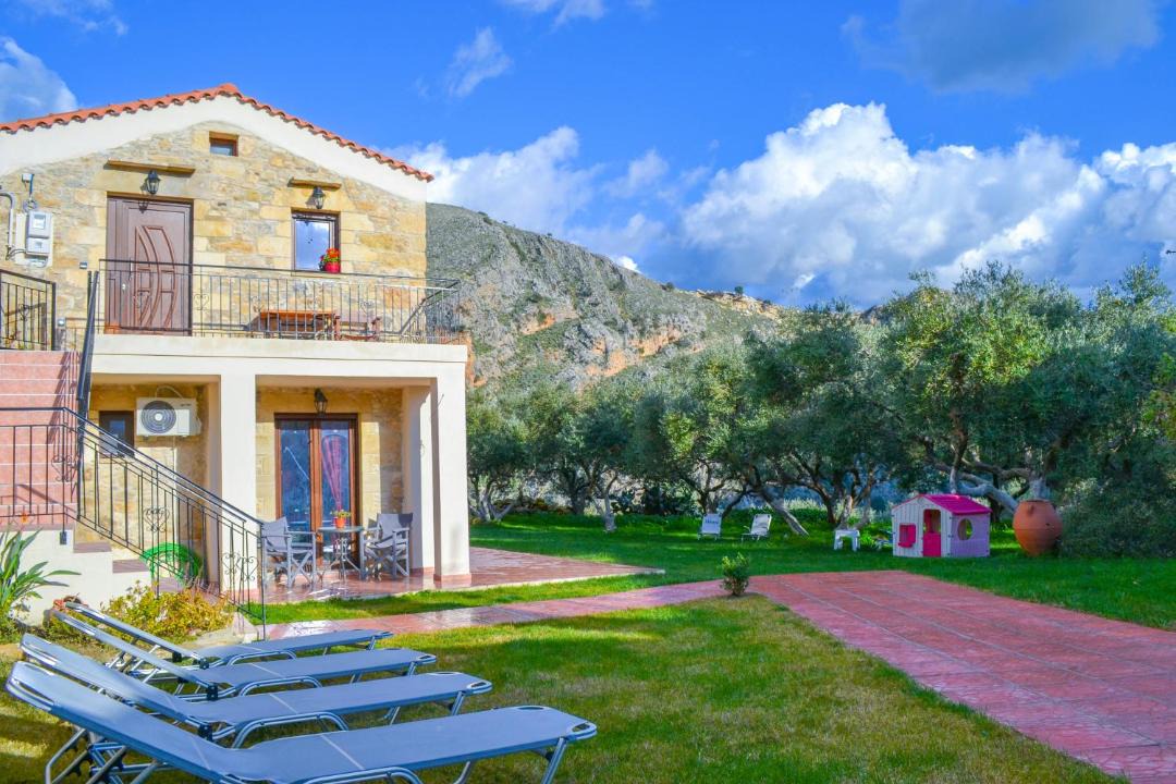 Photo of Buildings in Kissamos