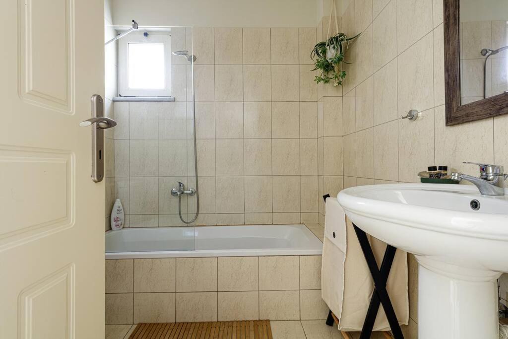 Photo of Bathroom in Megala Chorafia