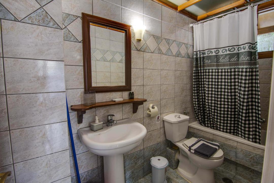 Photo of Bathroom in Apolpaina