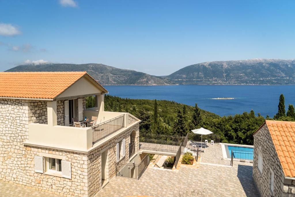 Photo of Buildings in Evreti