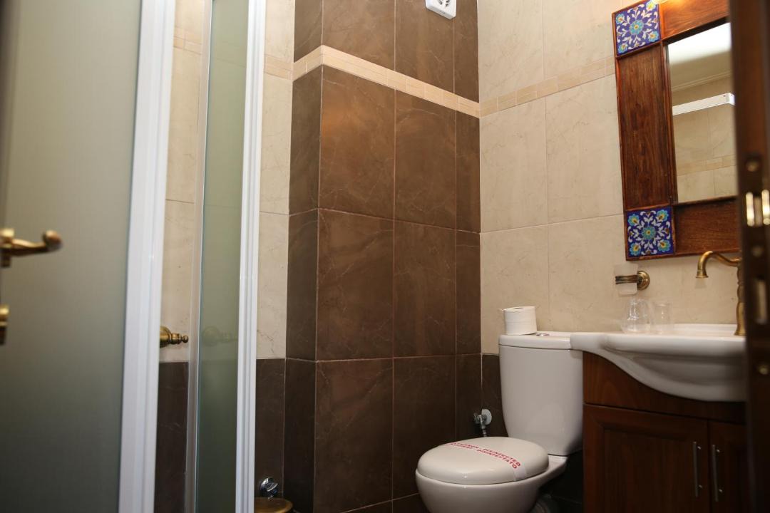Photo of Bathroom in Lake Plastiras