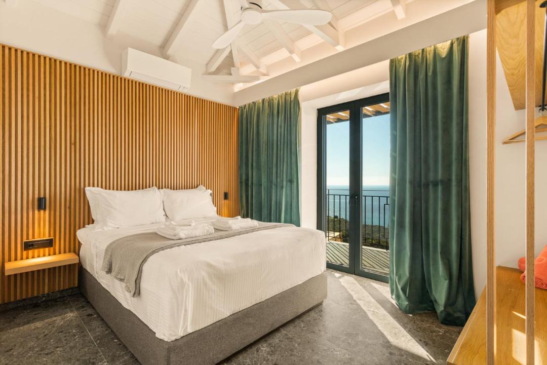 Photo of Bedroom in Lefktron