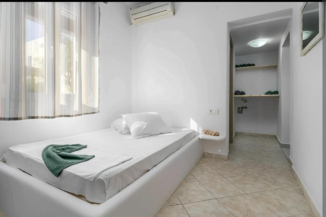 Photo of Others in Pachena