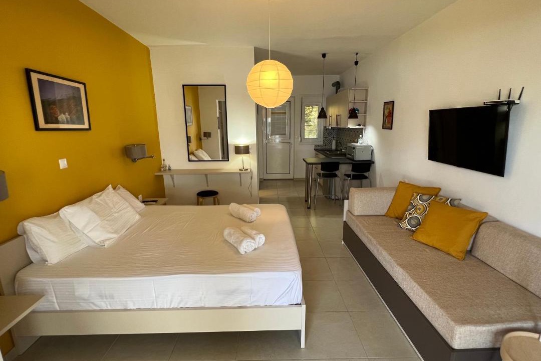 Photo of Others in Elia