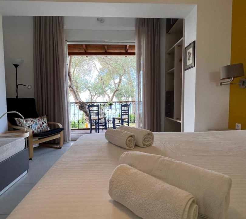 Photo of Others in Elia