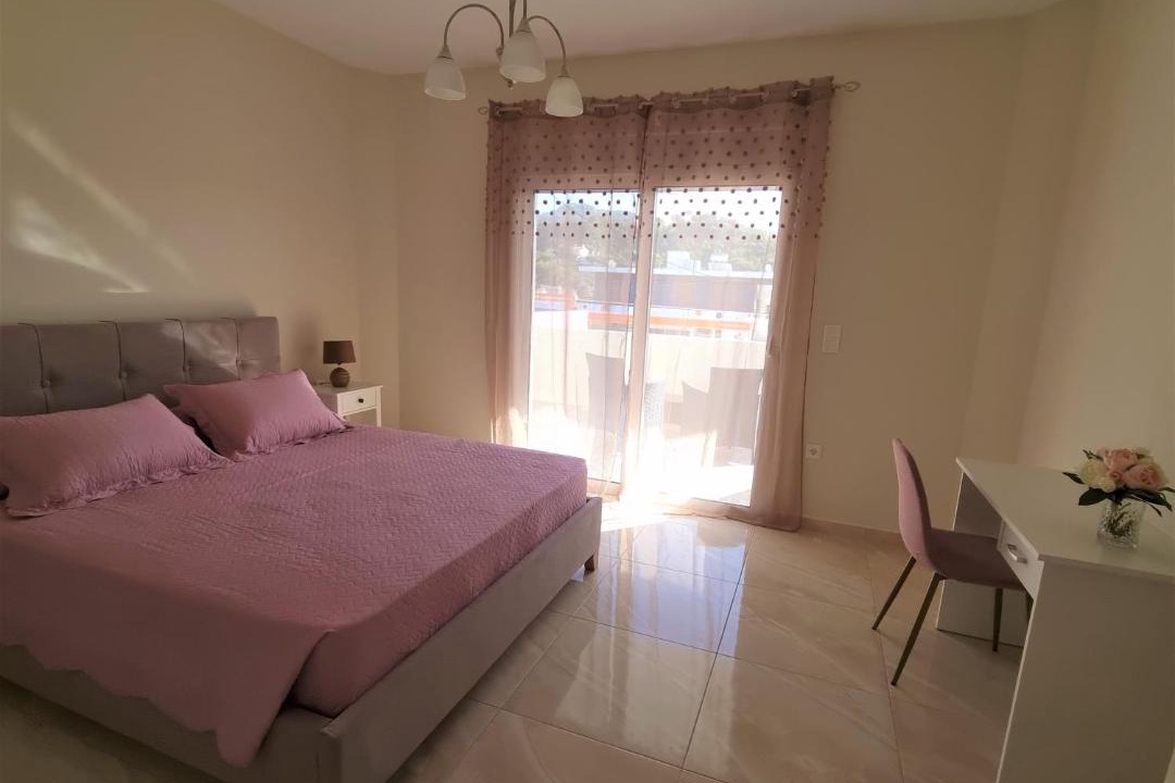 Photo of Bedroom in Petaloudes