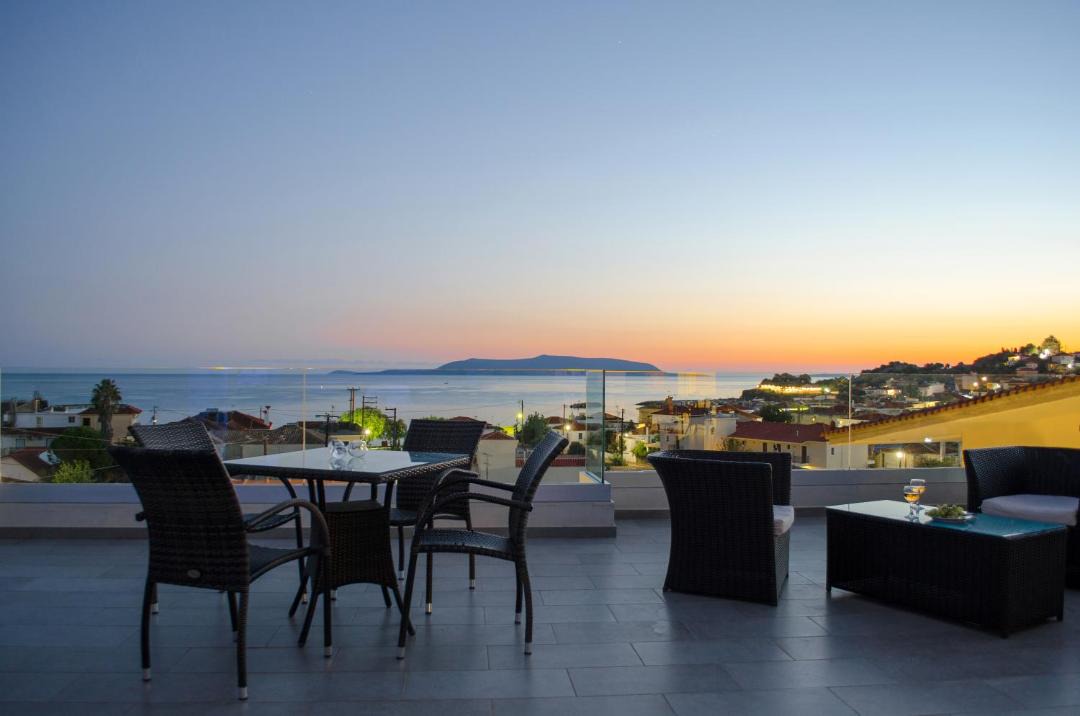 Photo of Patio Balcony in Foinikounta